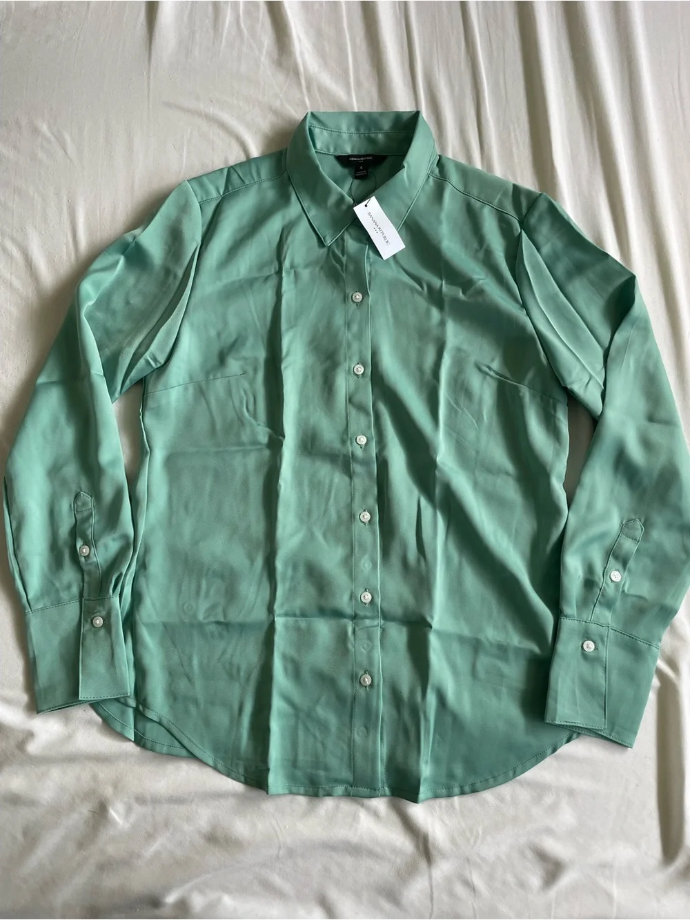 Banana Republic Mint Green Long-Sleeve Button-Up Shirt